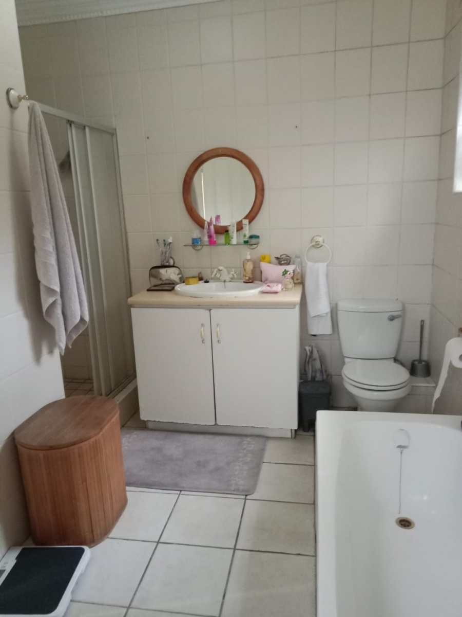 2 Bedroom Property for Sale in South End Eastern Cape